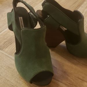 Women heel wedges size 6